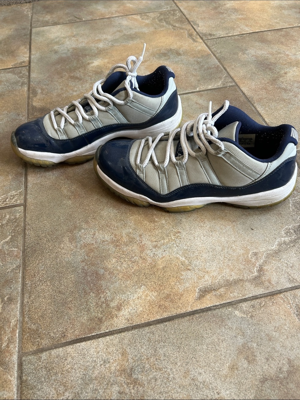 Low-Top Nike  Sneakers in Navy and Light Gray